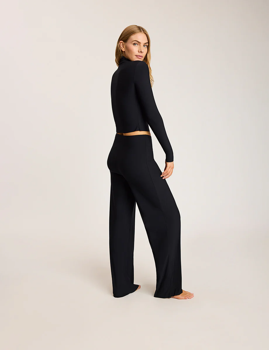 Butter Long Sleeve Cropped Turtleneck - Image 4
