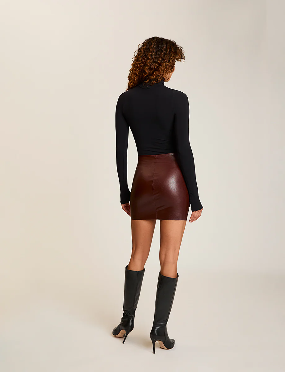 Faux Leather Micro-Mini Skirt - Image 23