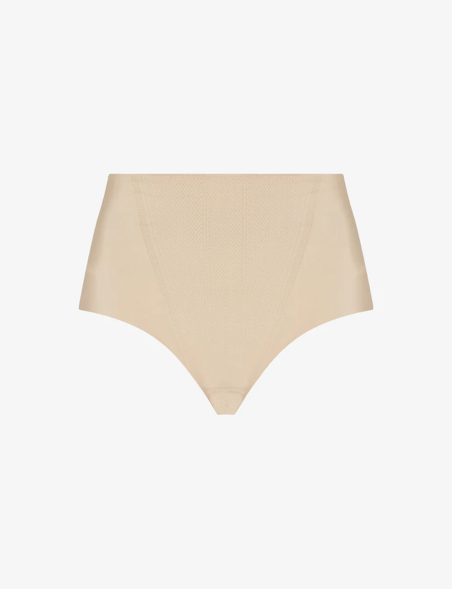 Zone Smoothing Thong - Image 16